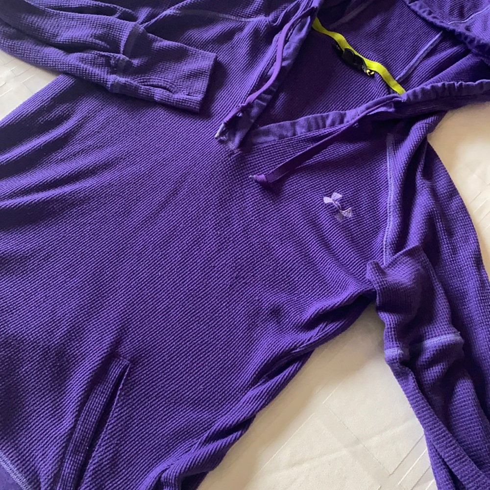 Purple athletic hoodie/shirt